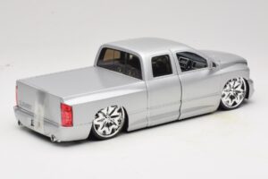 Dodge Ram Tuned Zilver Jada 1:18 63162-SM Metaal — afbeelding 3 van 8