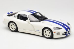 Dodge Viper GTS Stone White GT Spirit 1:18 GT940 Hars — afbeelding 4 van 6