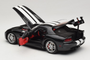 Dodge Viper SRT-10 Coupe Zwart AUTOart 1:18 71712 Metaal — afbeelding 5 van 8