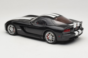 Dodge Viper SRT-10 Coupe Zwart AUTOart 1:18 71712 Metaal — afbeelding 7 van 8