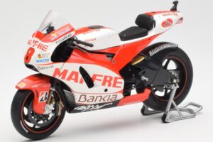 Ducati Desmosedici GP11 #8 H. Barbera Ducati MotoGP Team MotoGP 2011 Minichamps 1:12 123110008 Metaal — afbeelding 2 van 6