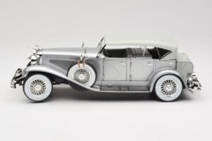 Duesenberg SJ Zilver GreenLight 1:18 13525 Metaal — afbeelding 4 van 8