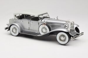 Duesenberg SJ Zilver GreenLight 1:18 13525 Metaal — afbeelding 6 van 8