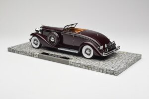 Duesenberg SJN Convertible Coupe Bordeaux Minichamps 1:18 107150331 Metaal — afbeelding 4 van 6