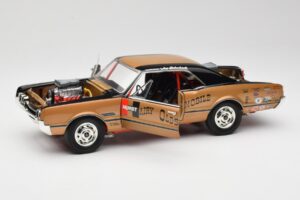 Oldsmobile 442 Hurst Hairy Olds Twin-Engine 4WD 1966 Highway 61 1:18 50089 Metaal — afbeelding 2 van 8