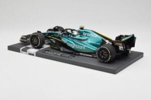 Aston Martin AMR22 Aramco #5 S. Vettel Abu Dhabi GP 2022 Last Race Collector's Edition Minichamps 1:18 117222205 Hars — afbeelding 5 van 7