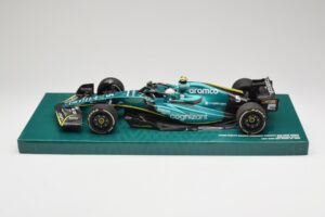 Aston Martin AMR22 #5 S. Vettel Last Race Abu Dhabi GP 2022 Minichamps 1:18 147222205 Hars