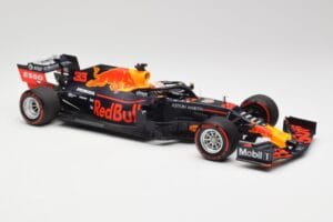 Aston Martin Red Bull Racing RB15 #33 M. Verstappen F1 2019 Minichamps 1:18 110190033 Metaal — afbeelding 4 van 7