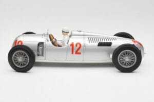 Auto Union Type C #12 H. Stuck Hungarian GP Budapest 1936 Minichamps 1:18 155361012 Metaal — afbeelding 3 van 6