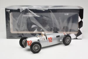 Auto Union Type C #12 H. Stuck Hungarian GP Budapest 1936 Minichamps 1:18 155361012 Metaal — afbeelding 6 van 6