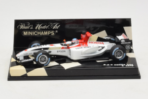 BAR 006 Honda #10 T. Sato BAR Honda F1 Team 2004 Minichamps 1:43 400040010 Metaal
