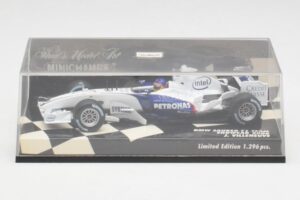 BMW Sauber F1.06 J. Villeneuve Showcar F1 2006 Minichamps 1:43 400060087 Metaal — afbeelding 4 van 5