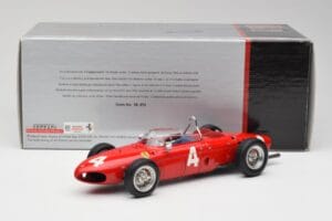 Ferrari 156 Sharknose P. Hill / W. von Trips Belgian GP 1961 CMC 1:18 M-070 Metaal — afbeelding 6 van 6