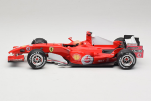 Ferrari 248 F1 #5 M. Schumacher German GP Hockenheimring 2006 Hot Wheels 1:18 J2887 Metaal — afbeelding 3 van 6