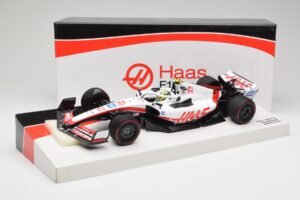 Haas VF-22 #47 M. Schumacher Bahrain GP 2022 Minichamps 1:18 147220147 Metaal — afbeelding 7 van 7