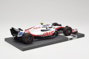 Haas VF-22 #47 M. Schumacher British GP 2022 Minichamps 1:18 117221047 Hars — afbeelding 3 van 7