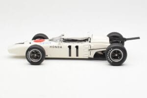 Honda RA272 #11 R. Ginther Mexican Grand Prix 1965 AUTOart 1:18 86597 Metaal — afbeelding 4 van 8