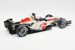 Honda Racing Team RA106 #12 J. Button F1 2006 Minichamps 1:18 100060012 Metaal — afbeelding 2 van 6