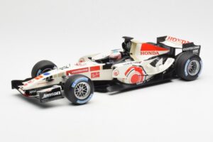 Honda Racing Team RA106 #12 J. Button F1 2006 Minichamps 1:18 100060012 Metaal