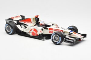 Honda Racing Team RA106 #11 R. Barrichello F1 2006 Minichamps 1:18 100060011 Metaal — afbeelding 4 van 6