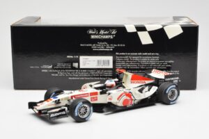 Honda Racing Team RA106 #11 R. Barrichello F1 2006 Minichamps 1:18 100060011 Metaal — afbeelding 6 van 6