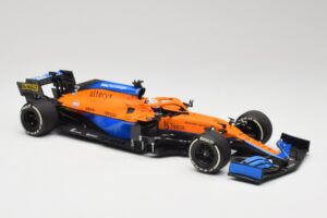 McLaren MCL35M #3 D. Ricciardo Italian GP Winner 2021 Minichamps 1:18 530213303 Hars — afbeelding 4 van 7