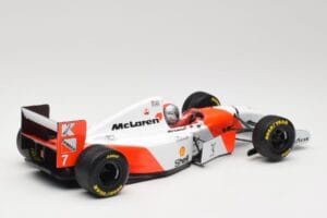 McLaren Ford MP4/8 #7 M. Andretti European GP 1993 Minichamps 1:18 530931827 Hars — afbeelding 2 van 7