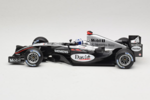 McLaren MP4/19 Mercedes D. Coulthard F1 2004 Minichamps 1:18 530041805 Metaal — afbeelding 3 van 7