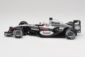 McLaren MP4/19 Mercedes K. Raikkonen F1 2004 Minichamps 1:18 530041806 Metaal — afbeelding 3 van 7