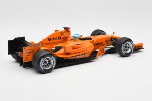 McLaren Mercedes MP4-20 P. de la Rosa F1 Test Car 2006 Minichamps 1:18 PEDRO001 Metaal — afbeelding 2 van 6