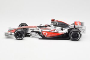 McLaren MP4-21 Mercedes #4 J-P. Montoya Showcar 2006 Minichamps 1:18 MONTOYA002 Metaal — afbeelding 3 van 6