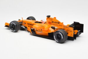 McLaren MP4-21 Mercedes #3 K. Raikkonen Interim Livery 2006 Minichamps 1:18 530061873 Metaal — afbeelding 5 van 6