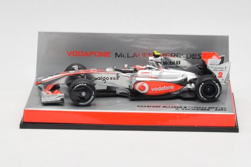 McLaren Mercedes MP4-24 #2 H. Kovalainen Race Car 2009 Minichamps 1:43 503094302 Metaal