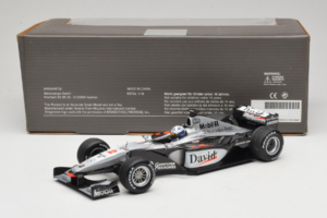 McLaren MP4-15 #2 D. Coulthard F1 2000 Minichamps 1:18 B66962118 Metaal — afbeelding 6 van 6