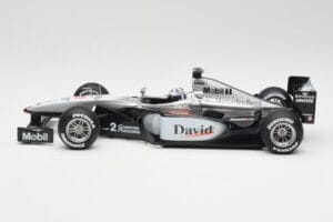 McLaren MP4-15 #2 D. Coulthard F1 2000 Hot Wheels 1:18 26740 Metaal — afbeelding 3 van 6