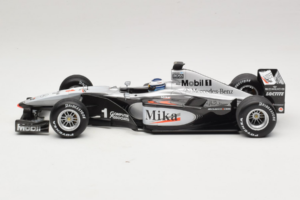 McLaren MP4-15 #1 M. Hakkinen F1 2000 Minichamps 1:18 B66962117 Metaal — afbeelding 3 van 6