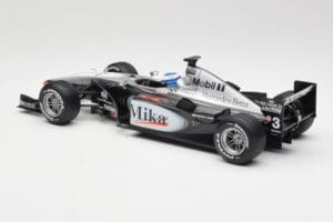 McLaren MP4-16 #4 M. Häkkinen F1 2001 Hot Wheels 1:18 50198 Metaal — afbeelding 5 van 6