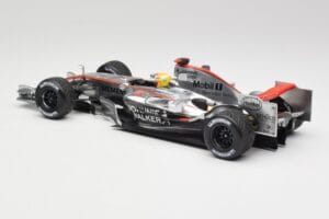 McLaren MP4-21 L. Hamilton Silverstone Test 2006 Minichamps 1:18 530061884 Metaal — afbeelding 5 van 6