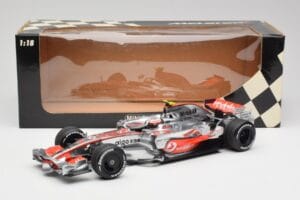 McLaren MP4-22 #2 L. Hamilton Canadian GP Winner 2007 Minichamps 1:18 530071822 Metaal — afbeelding 6 van 6