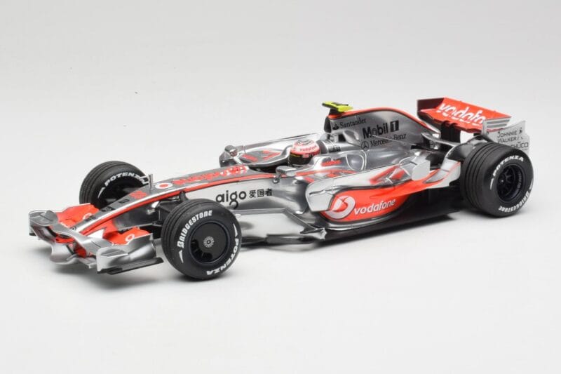 McLaren MP4-22 #2 L. Hamilton Canadian GP Winner 2007 Minichamps 1:18 530071822 Metaal