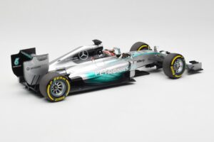 Mercedes AMG Petronas W05 #44 L. Hamilton F1 World Champion 2014 Minichamps 1:18 186140044 Metaal — afbeelding 2 van 7