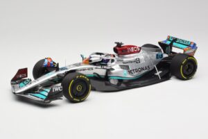 Mercedes AMG W13 E Performance Petronas #63 G. Russell Miami GP 2022 Minichamps 1:18 110220563 Metaal