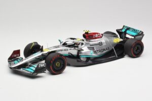 Mercedes AMG W13 E Performance Petronas #44 L. Hamilton Spanish GP 2022 Minichamps 1:18 110220044 Metaal