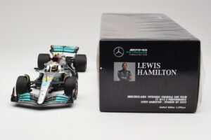 Mercedes AMG W13 E Performance Petronas #44 L. Hamilton Spanish GP 2022 Minichamps 1:18 110220044 Metaal — afbeelding 6 van 7
