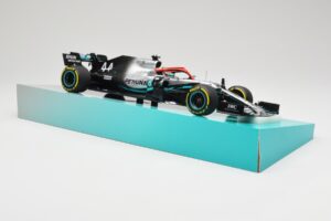 Mercedes AMG Petronas W10 EQ Power+ #44 L. Hamilton Monaco GP Winner 2019 Minichamps 1:18 113906644 Hars — afbeelding 4 van 7
