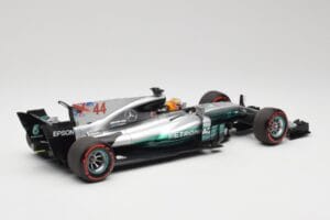 Mercedes AMG W08 EQ Power+ Petronas #44 L. Hamilton F1 World Champion 2017 Minichamps 1:18 186170044 Hars — afbeelding 2 van 7