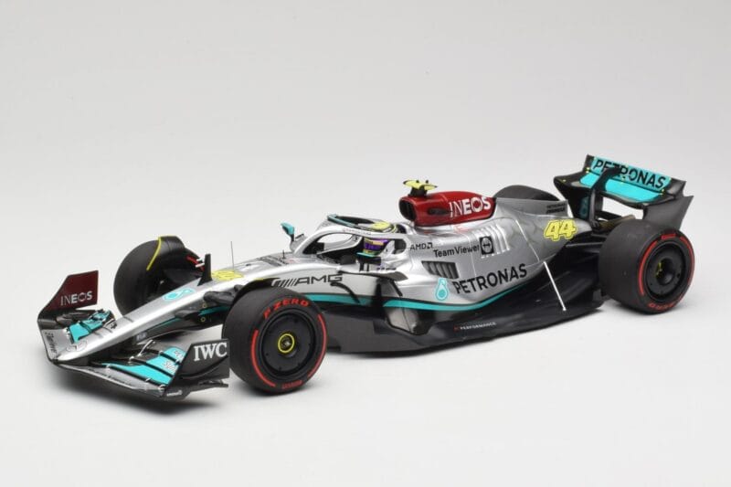 Mercedes AMG W13 E Performance Petronas #44 L. Hamilton Brazilian GP 2022 Minichamps 1:18 110222144 Hars