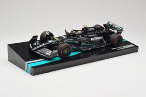 Mercedes AMG W14 E Performance Petronas #44 L. Hamilton Australian GP 2023 Minichamps 1:18 113230144 Hars — afbeelding 2 van 7