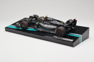 Mercedes AMG W14 E Performance Petronas #44 L. Hamilton Australian GP 2023 Minichamps 1:18 113230144 Hars — afbeelding 4 van 7
