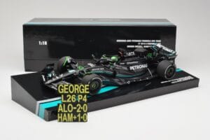 Mercedes AMG W14 E Performance Petronas #63 G. Russell Bahrain GP 2023 Minichamps 1:18 113230163 Hars — afbeelding 7 van 7